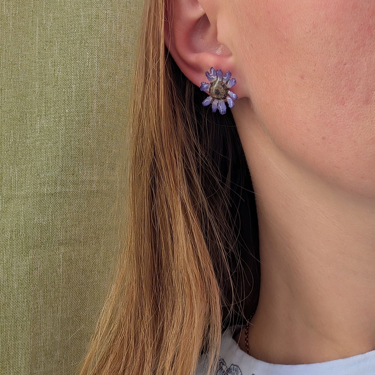 Purple Daisy Studs