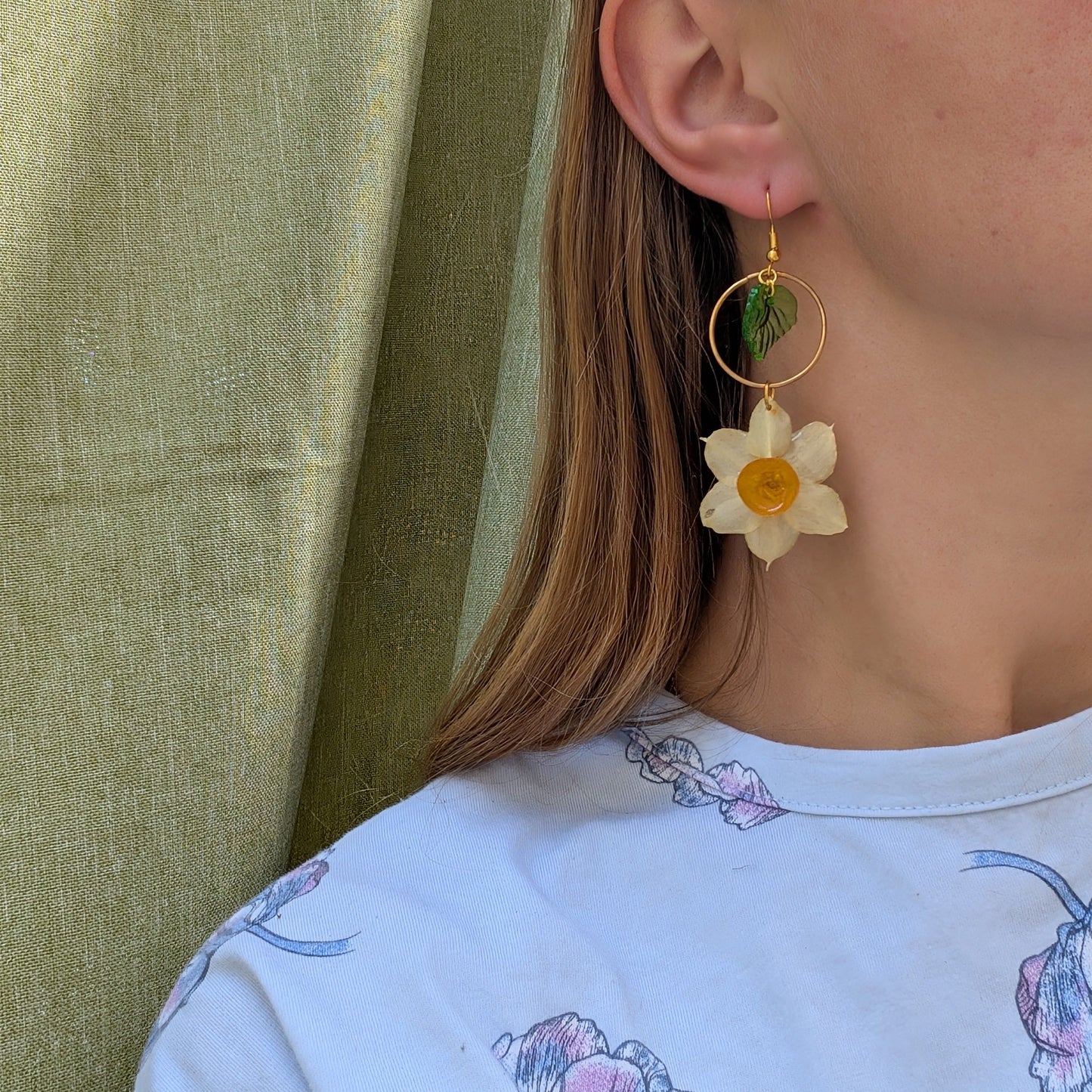 Golden Daffodil Drop Earrings with Leaf Charm