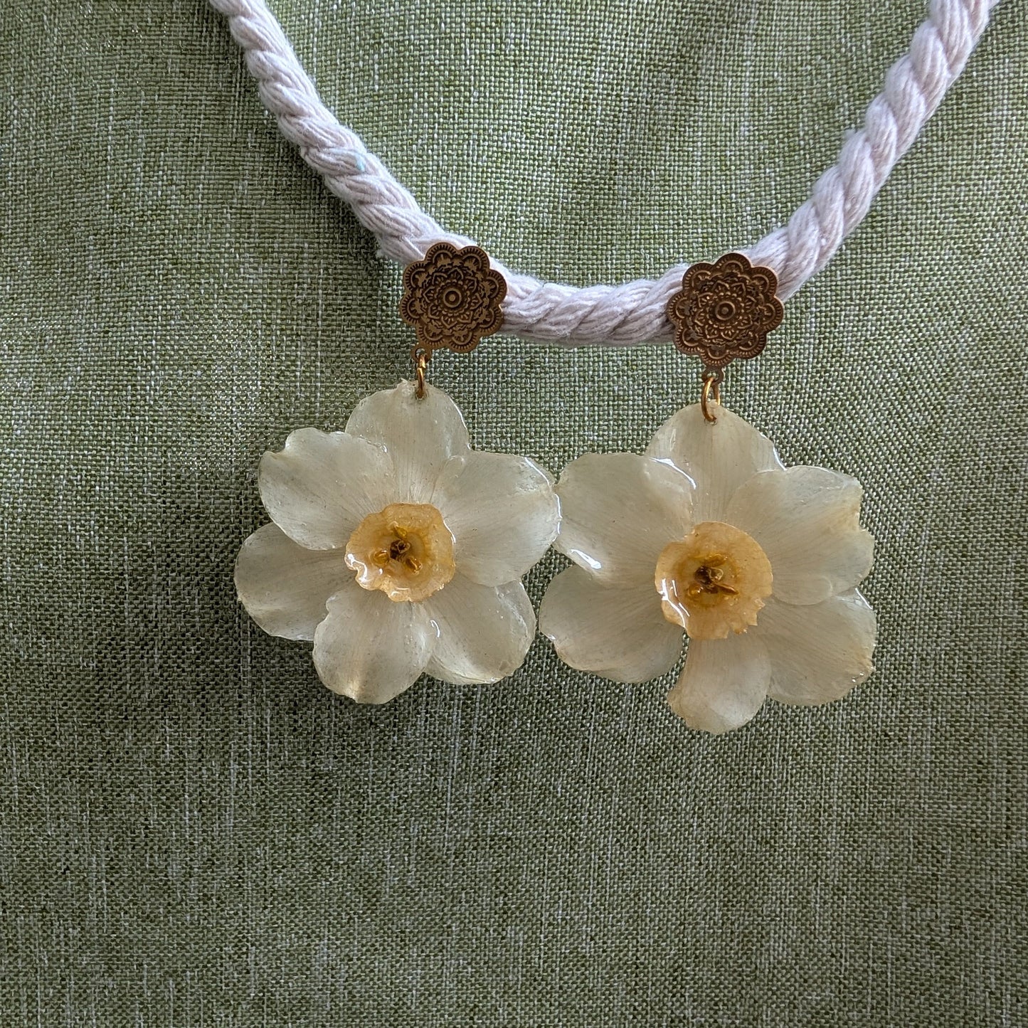 Golden Heart Daffodil Earrings