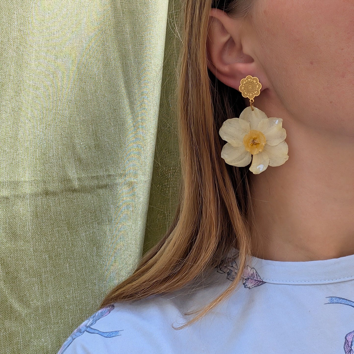Golden Heart Daffodil Earrings