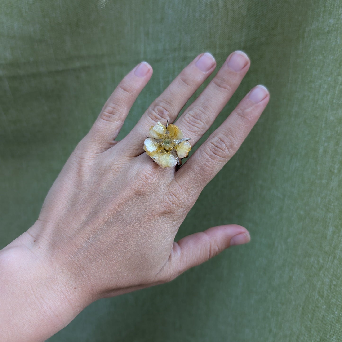 Sunny Bloom Ring