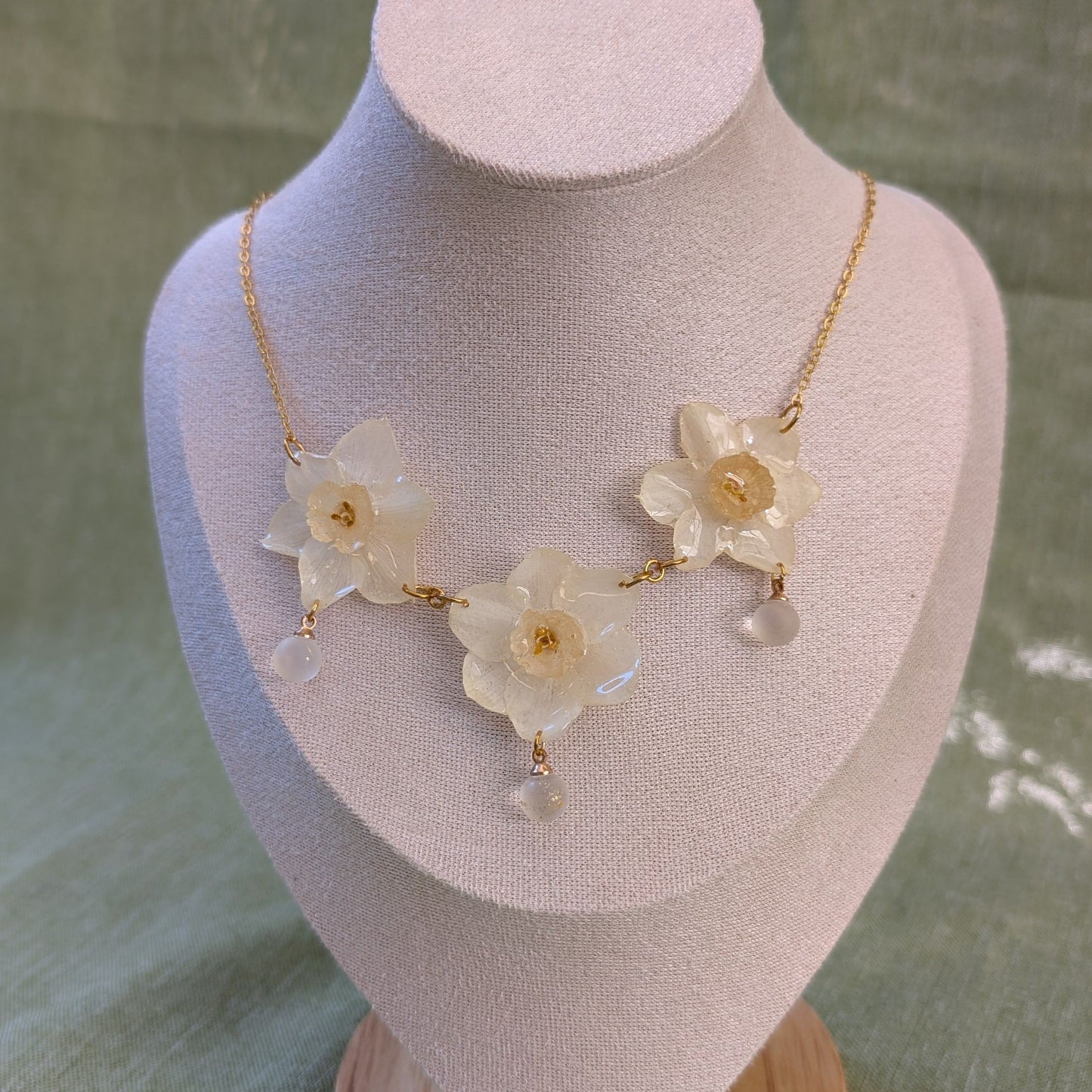 Daffodil Trio Necklace
