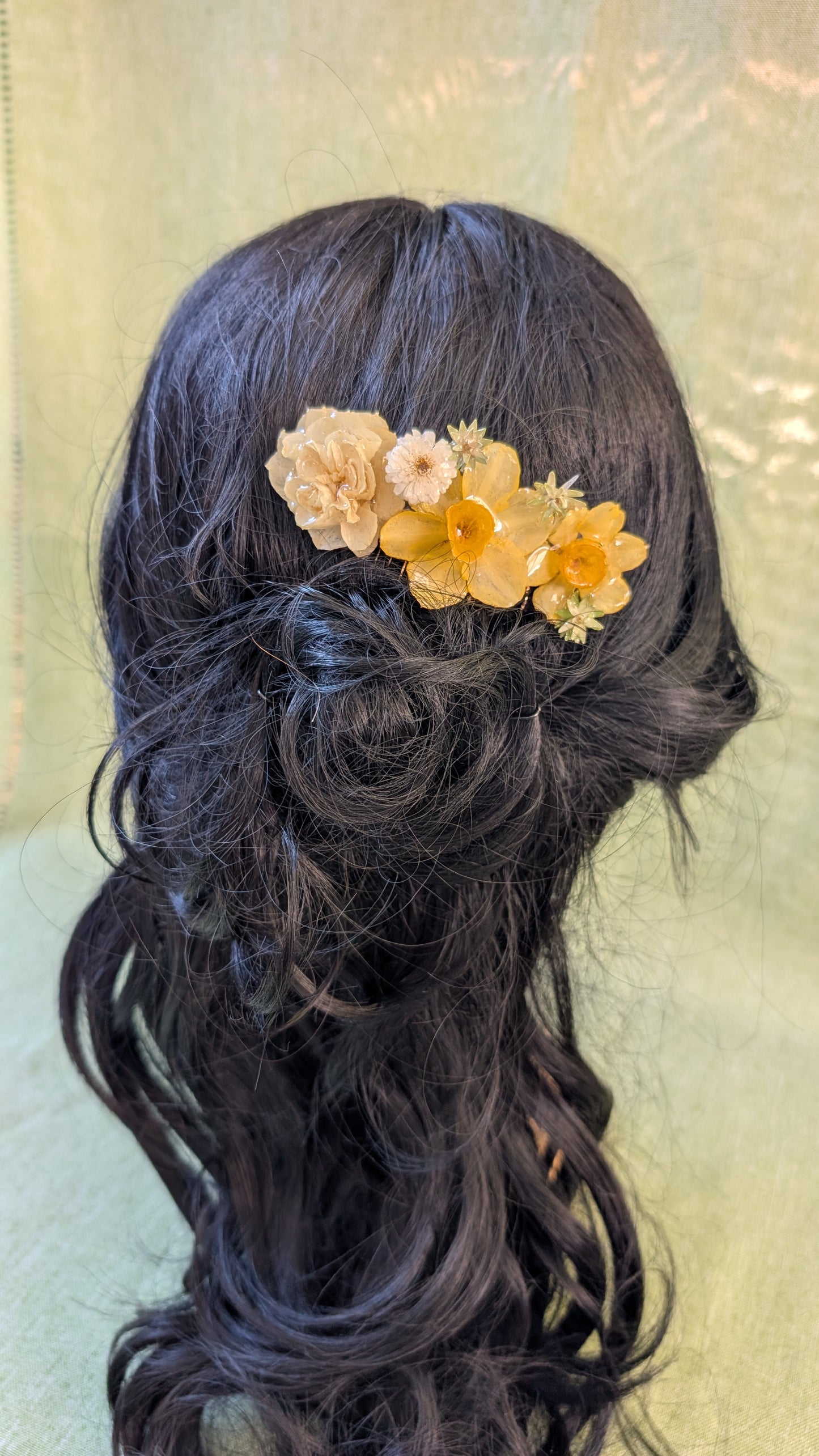 Daffodil's Sunshine Hair Comb