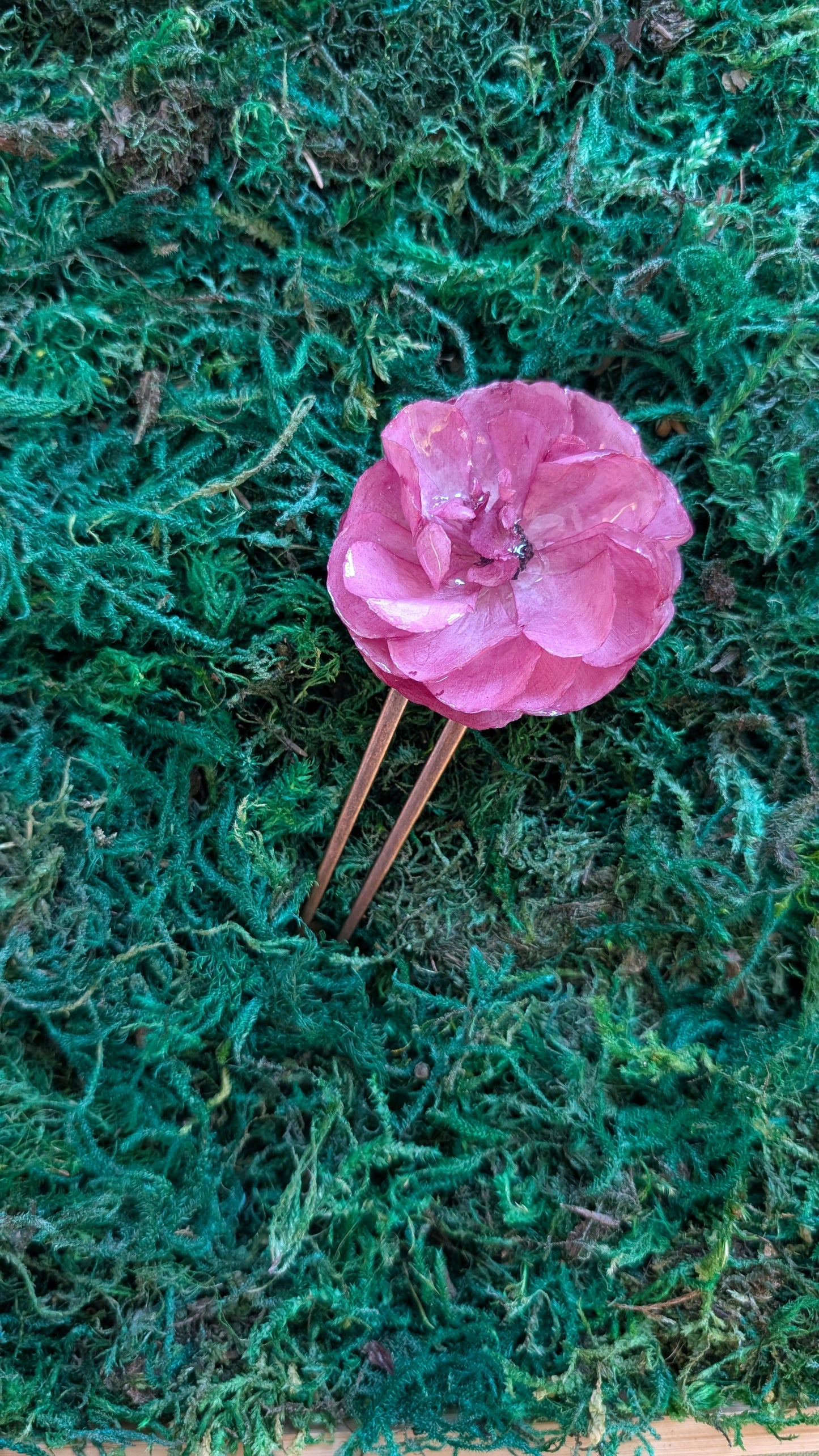 Anemone French Hair Pin