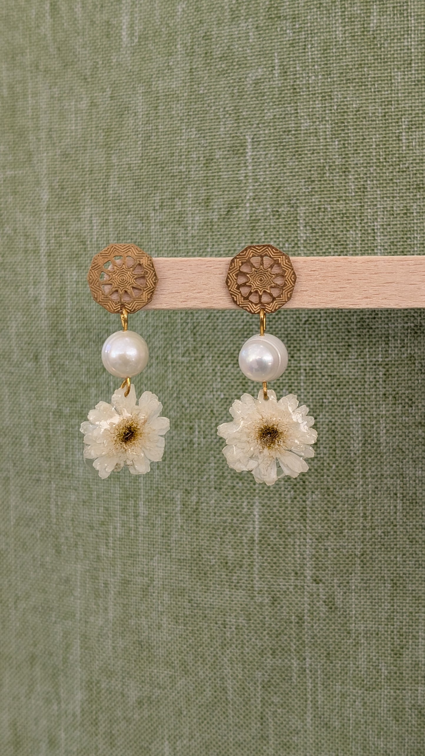 Pearl & Daisy Bloom Earrings