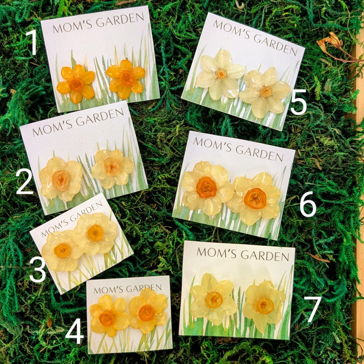 Daffodil Stud Earrings