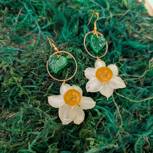 Golden Daffodil Drop Earrings with Leaf Charm